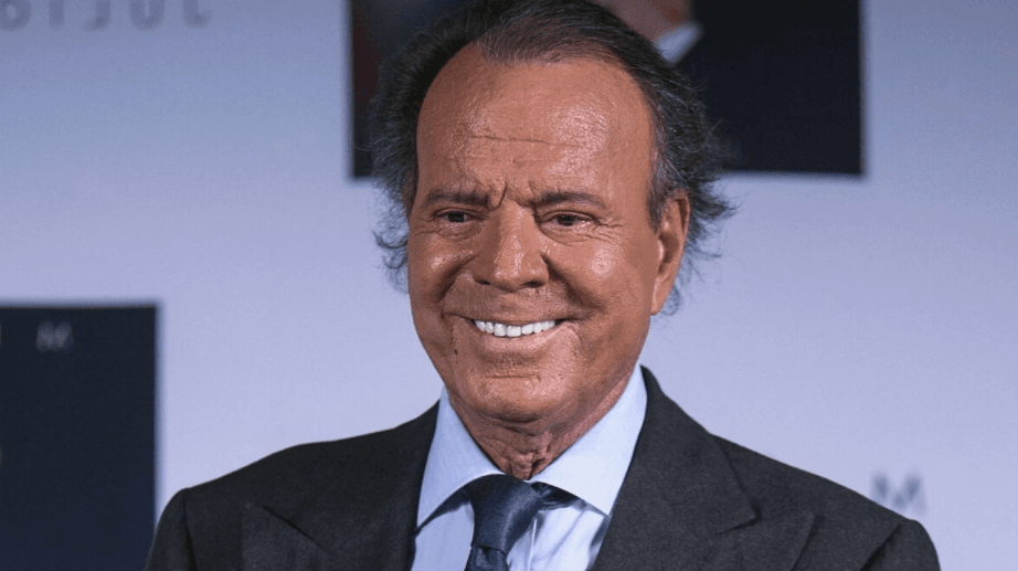 Julio Iglesias net worth